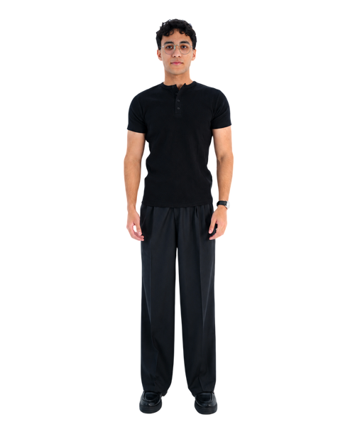 color:black