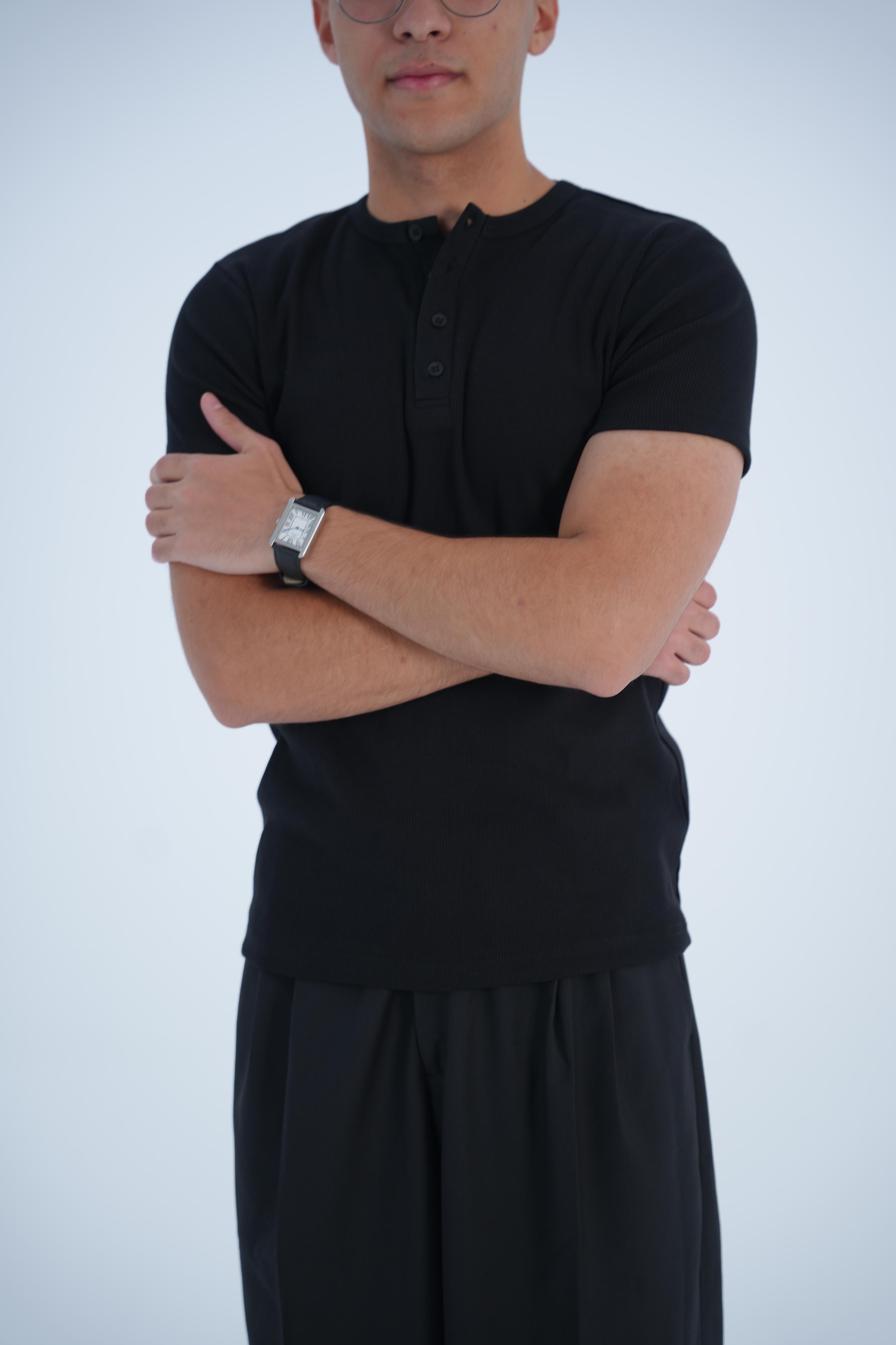 SLIM-FIT RIBBED HENLEY T-SHIRT