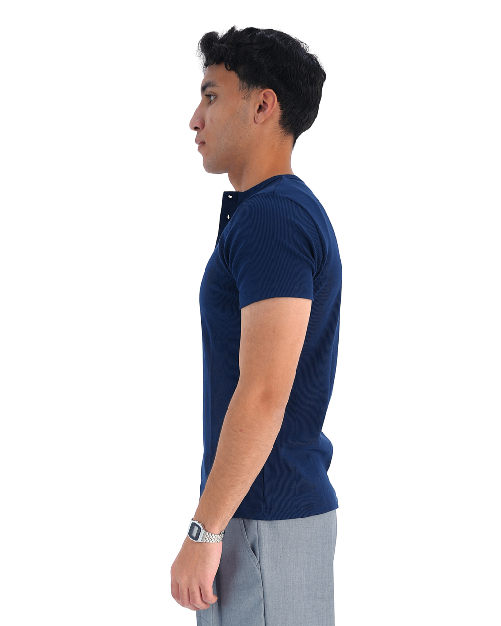 color:navy