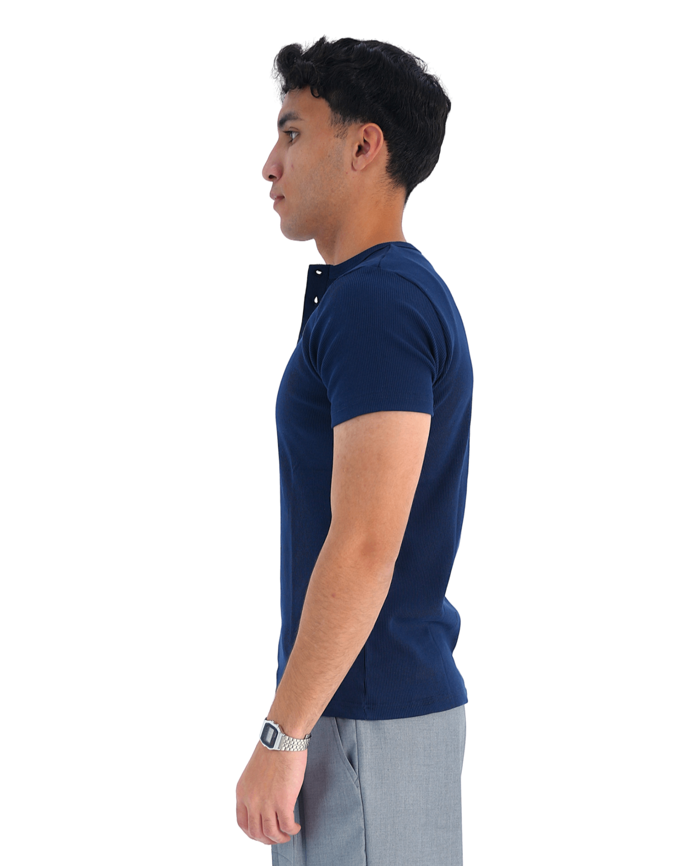 color:navy
