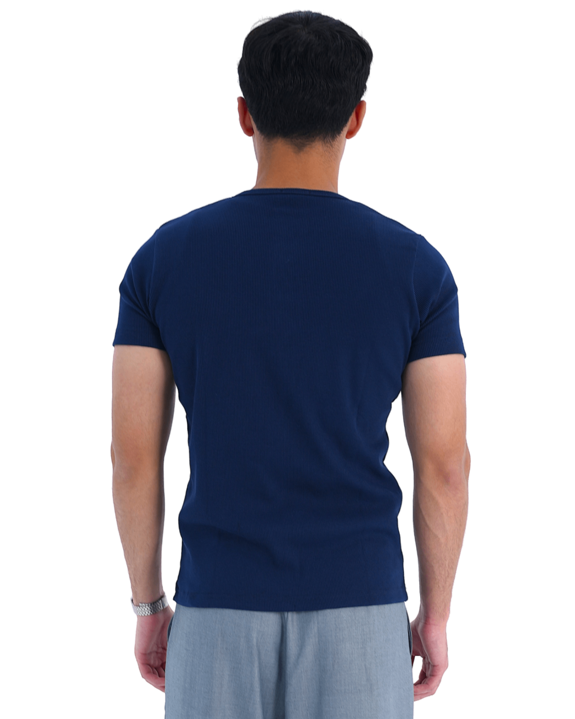color:navy